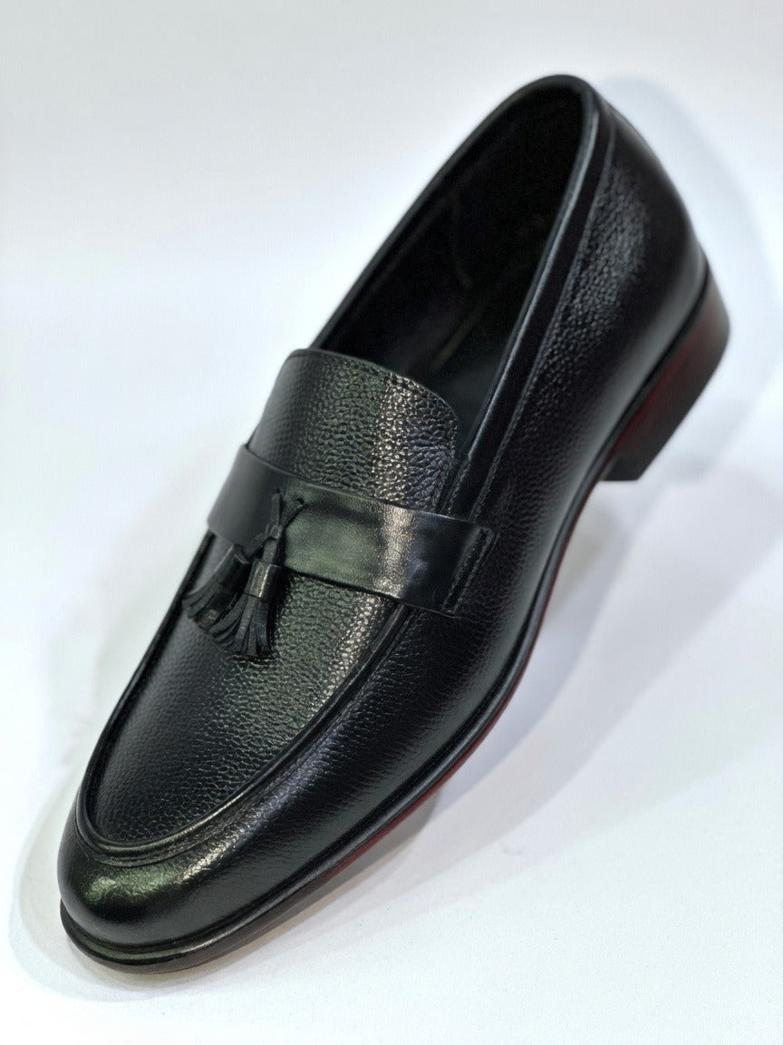Men's Textured Genuine Leather Tassel Loafers - Classic Black