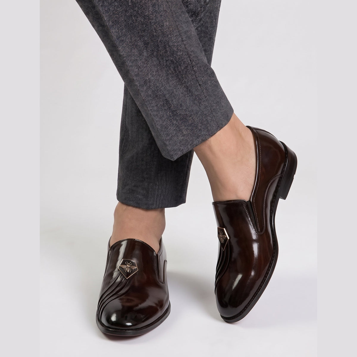 Men's Patent Leather Bee Emblem Pleated Loafers - Deep Dark Brown / Mahogany - Raja Rani Shop